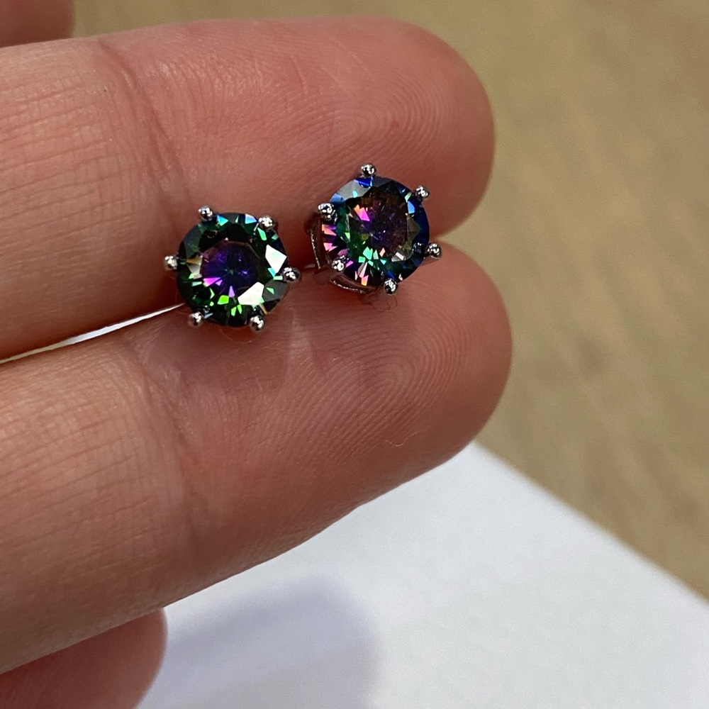 Mystic topaz rainbow crystal stud earrings - Picture 5 of 8